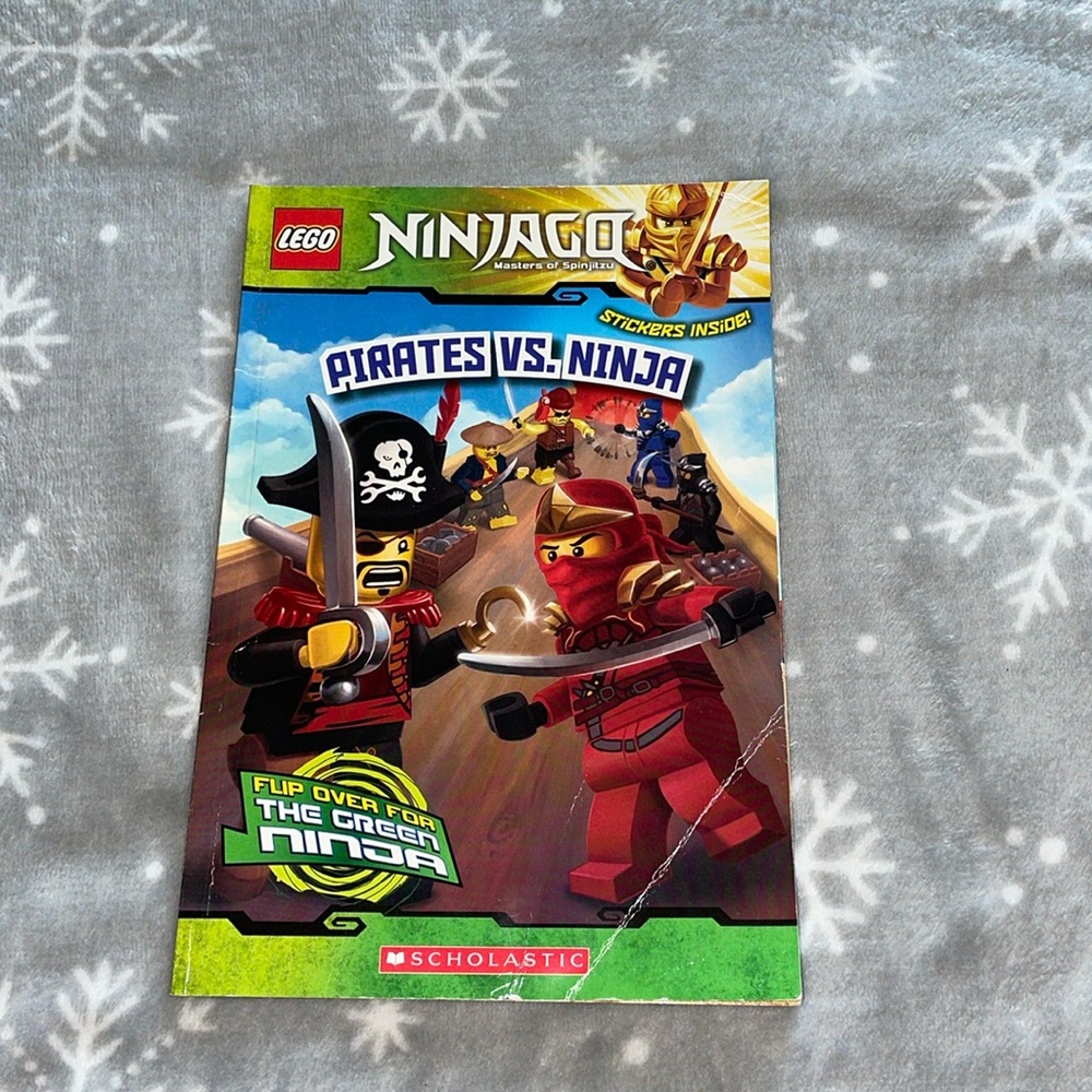 Pirates Vs Ninja Book